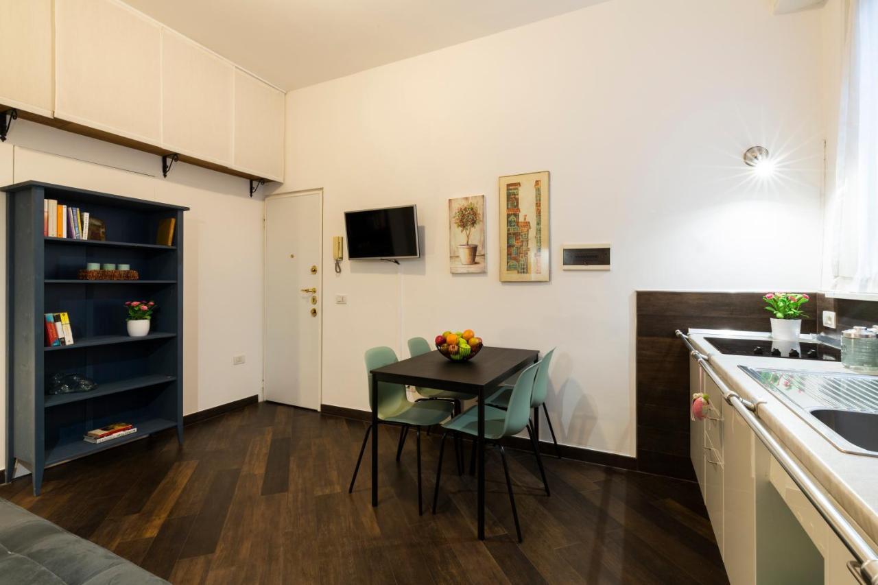 Living Isola Apartment Milan Exterior photo