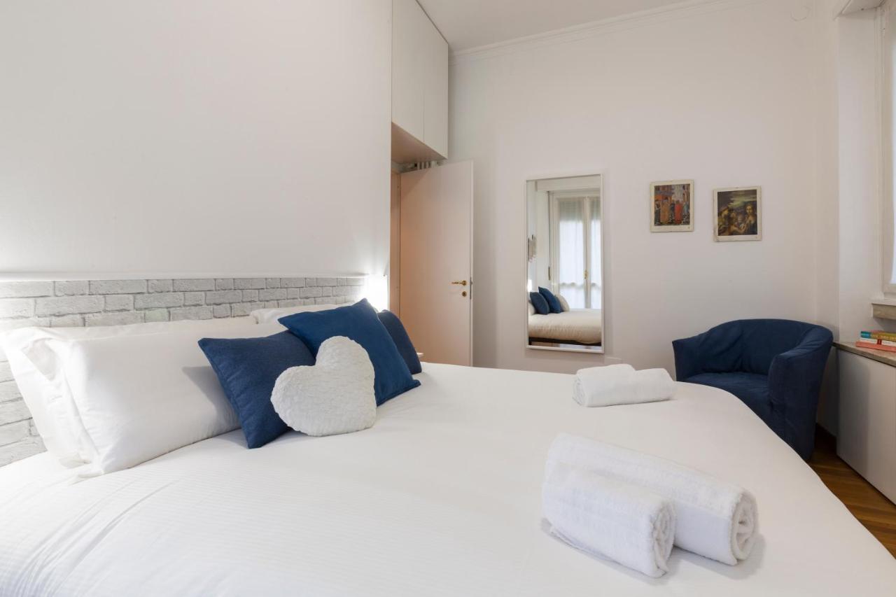 Living Isola Apartment Milan Exterior photo