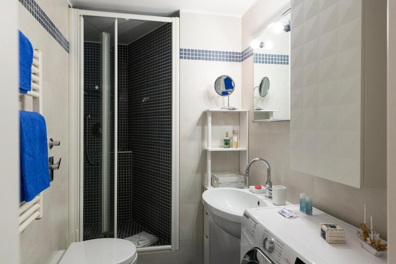 Living Isola Apartment Milan Exterior photo